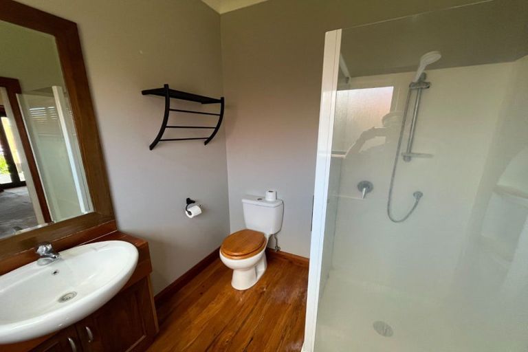 Photo of property in 70 Parnell Heights, Kelvin Grove, Palmerston North, 4414