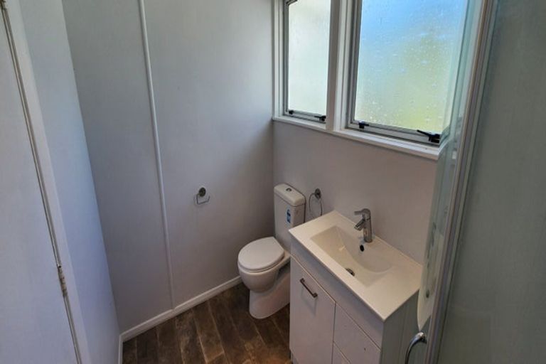 Photo of property in 38 Woodleigh Street, Frankleigh Park, New Plymouth, 4310