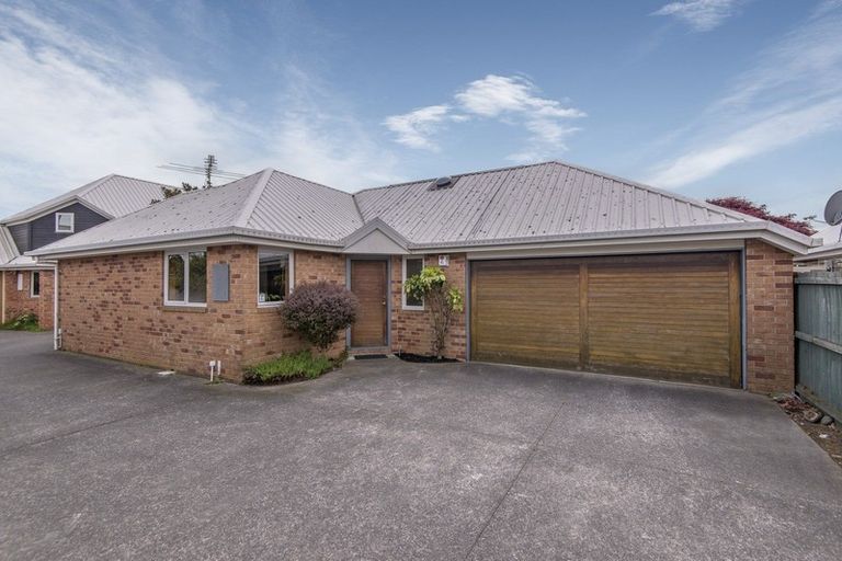 Photo of property in 139b Avonhead Road, Avonhead, Christchurch, 8042