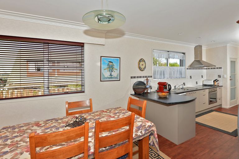 Photo of property in 60 Fisher Terrace, Te Kamo, Whangarei, 0112