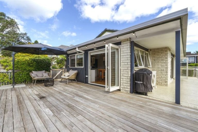 Photo of property in 2 Ponui Place, Mairangi Bay, Auckland, 0630
