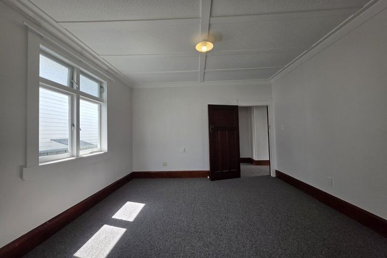 Photo of property in 123 Vigor Brown Street, Napier South, Napier, 4110