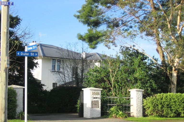 Photo of property in 1001 Duke Street, Mahora, Hastings, 4120