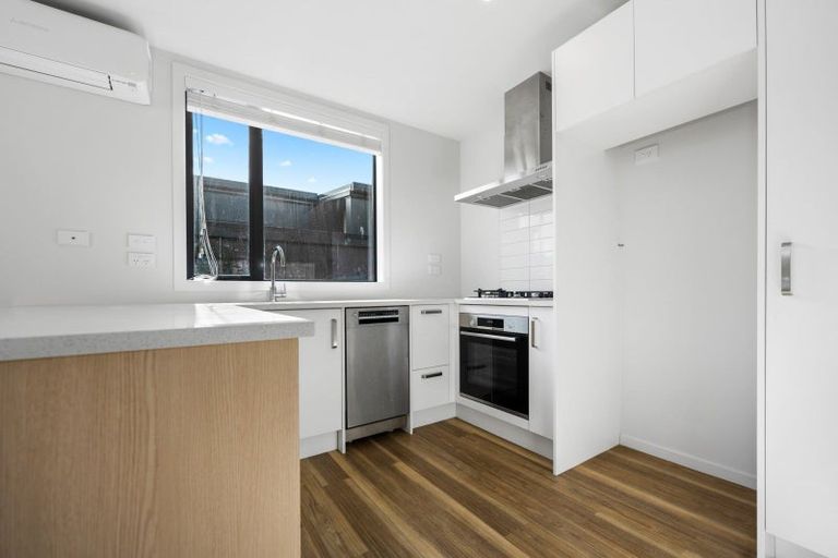 Photo of property in 2/5 Mears Road, Saint Andrews, Hamilton, 3200