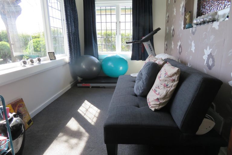 Photo of property in 2 Allnatt Street, Temuka, 7920