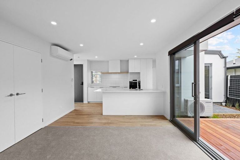 Photo of property in 4/39 Woodville Street, Edgeware, Christchurch, 8013