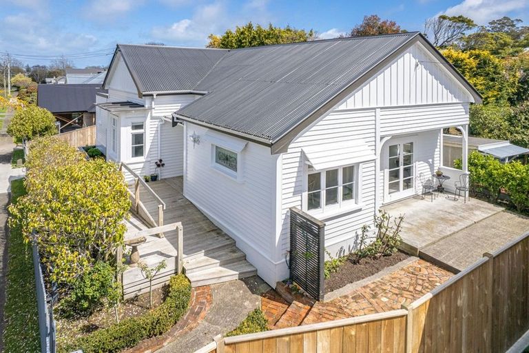 Photo of property in 2c Saint Leonard Street, Saint Johns Hill, Whanganui, 4501