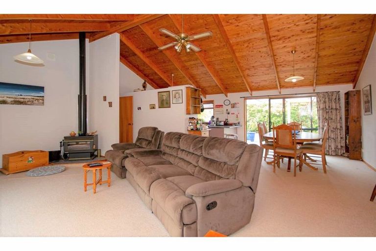 Photo of property in 21 Karaka Drive, Kerikeri, 0230