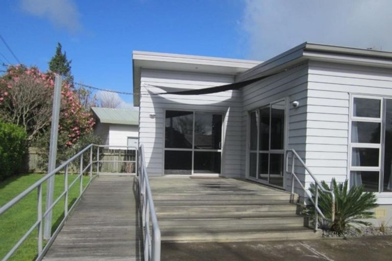 Photo of property in 2 Sunrise Avenue, Owhata, Rotorua, 3010