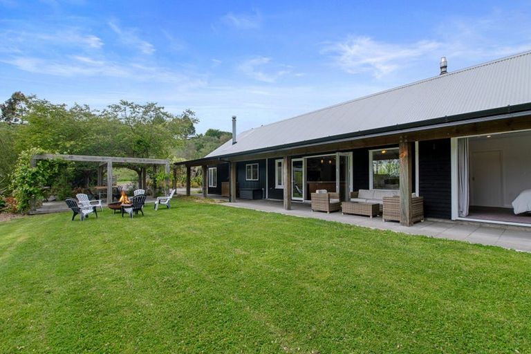Photo of property in 1/142 Mapara Road, Acacia Bay, Taupo, 3385