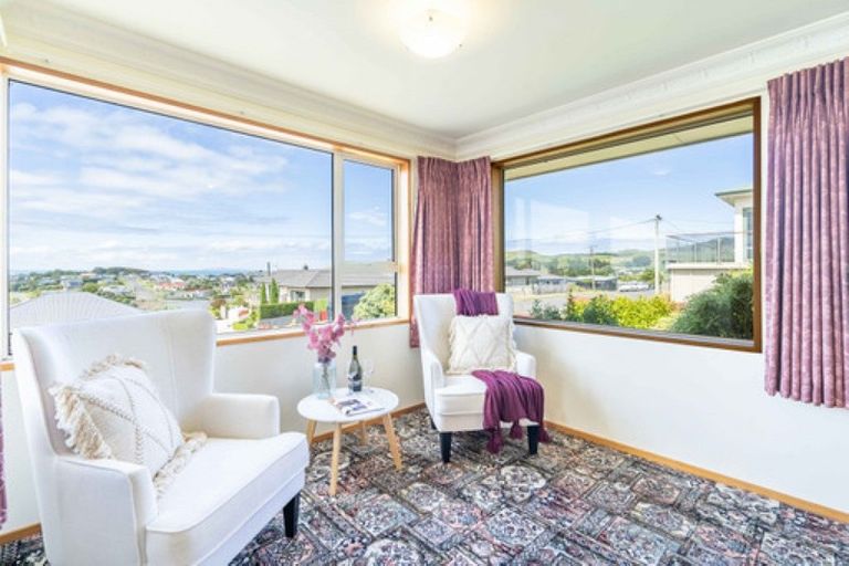 Photo of property in 12 Osborne Street, Riverton/aparima, Riverton, 9822