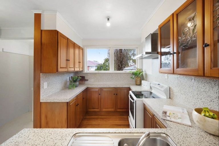 Photo of property in 22 Andrew Road, Howick, Auckland, 2010