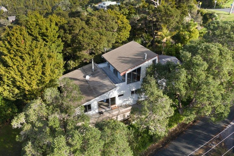 Photo of property in 2 Barr Road, Mahurangi West, Warkworth, 0983