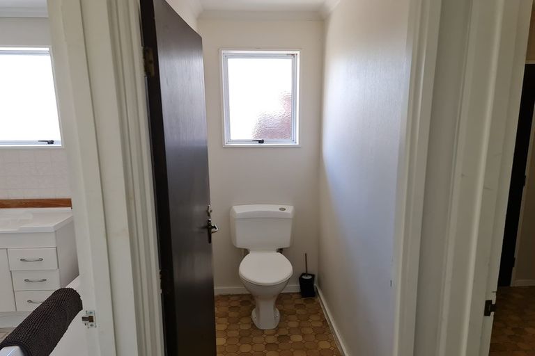 Photo of property in 1 Matai Street, Waikanae, 5036