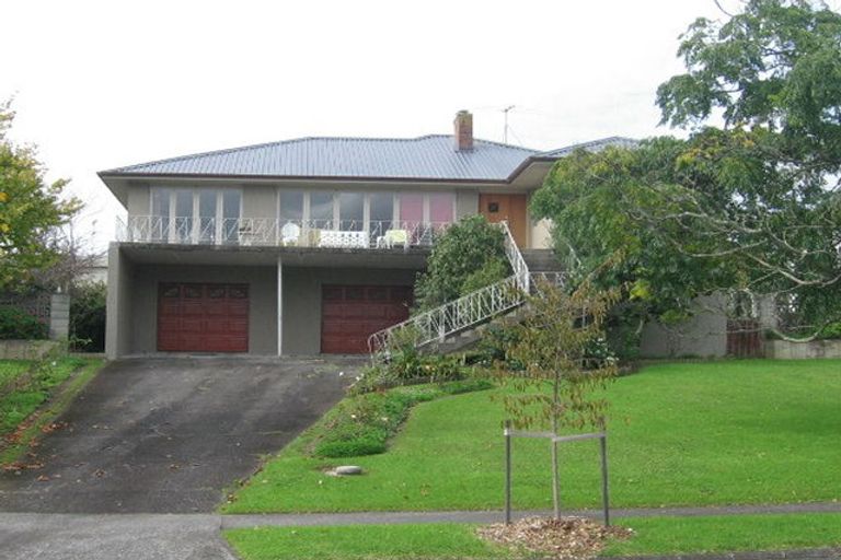 Photo of property in 70 Fisher Parade, Sunnyhills, Auckland, 2010