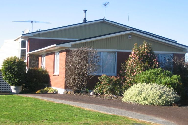 Photo of property in 19 Polandson Place, Opaheke, Papakura, 2113
