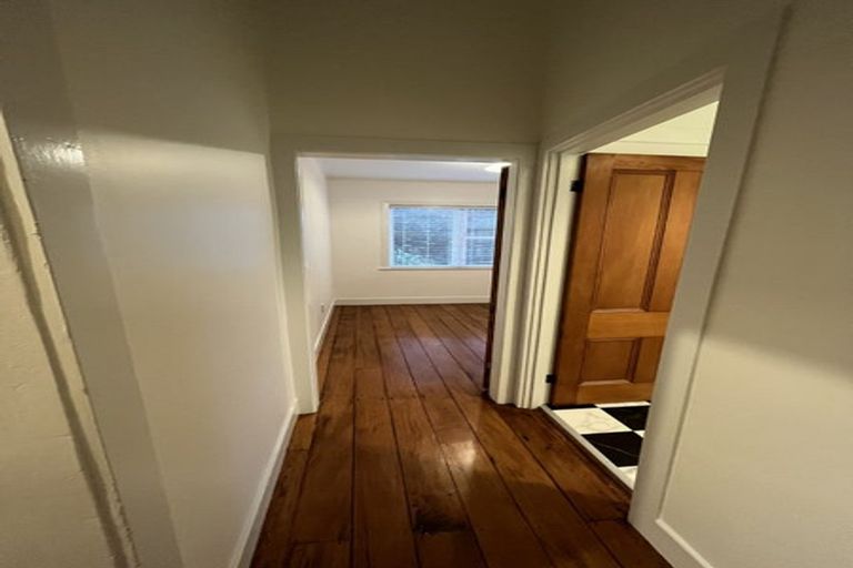 Photo of property in 77 Hine Street, New Plymouth, 4310