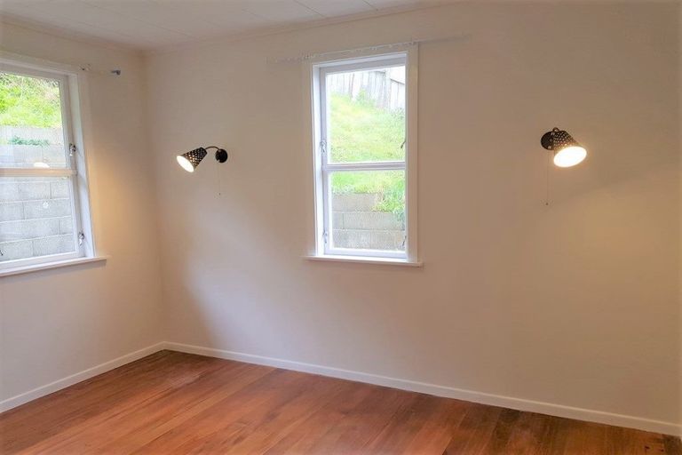 Photo of property in 28 Papakowhai Road, Papakowhai, Porirua, 5024