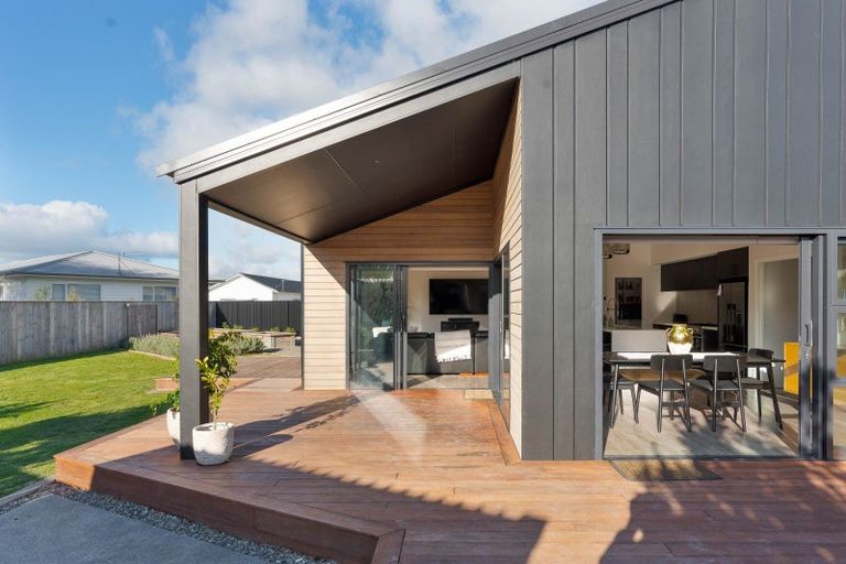 Photo of property in 12 Plum Tree Lane, Solway, Masterton, 5810