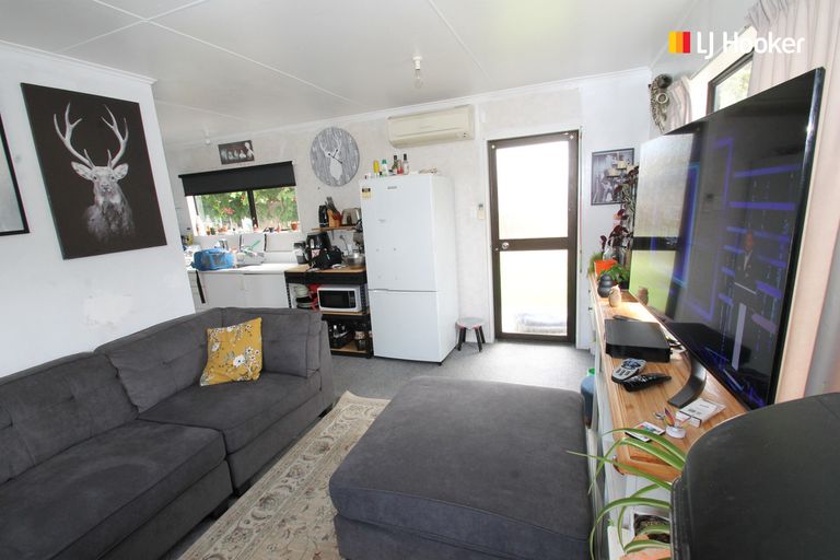 Photo of property in 239 Gladstone Road North, Mosgiel, 9024