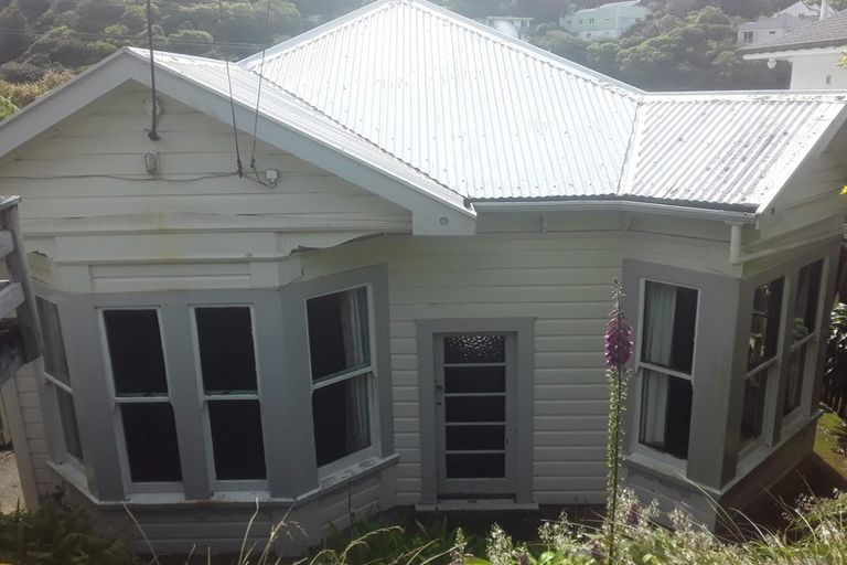 Photo of property in 10 Moana Road, Kelburn, Wellington, 6012