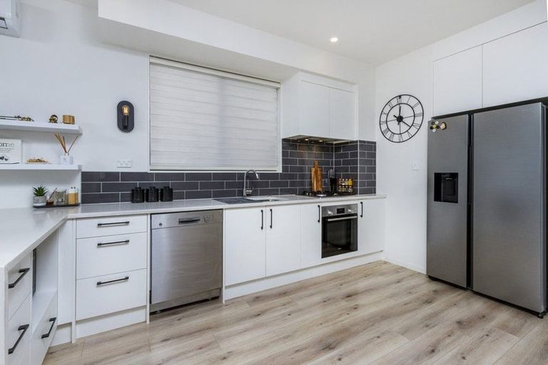 Photo of property in 93 Bellbird Street, Papakura, 2110