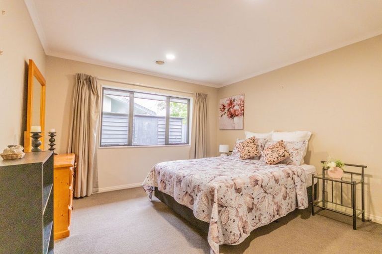 Photo of property in 51 Marne Street, Hokowhitu, Palmerston North, 4410
