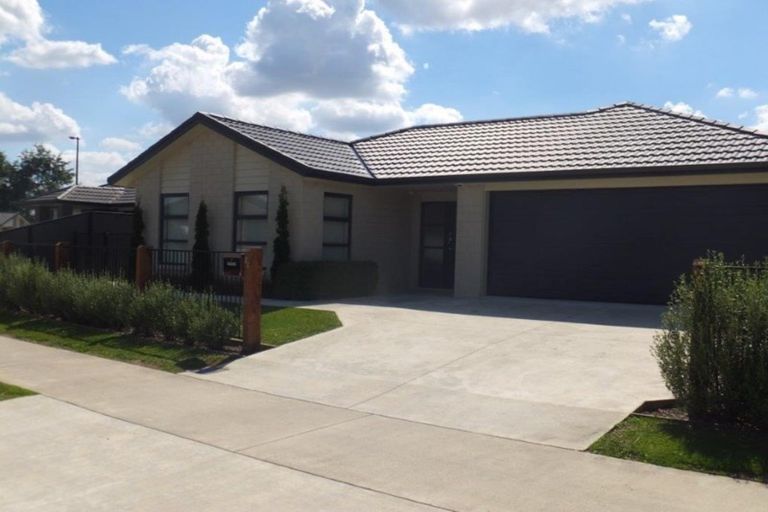 Photo of property in 22 Stan Heather Drive, Glenview, Hamilton, 3206