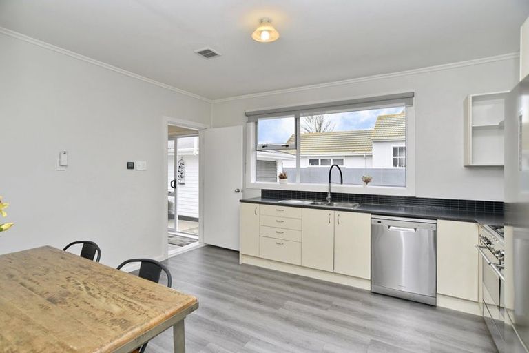 Photo of property in 93 Percival Street, Rangiora, 7400