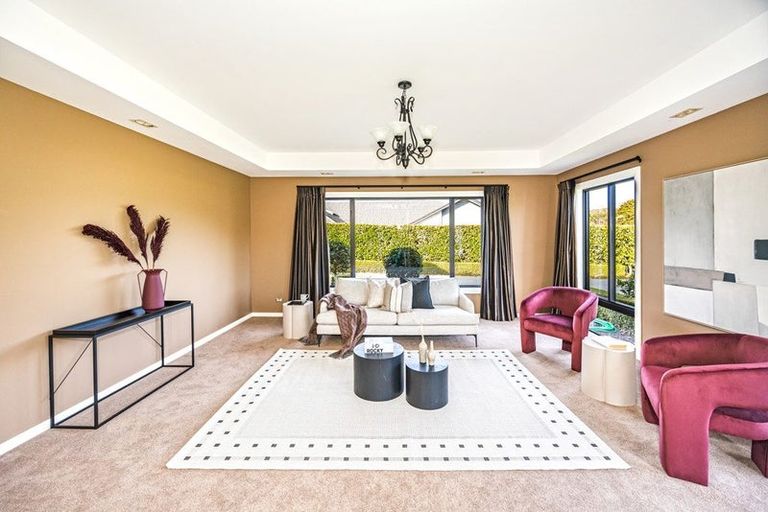 Photo of property in 2 Mcmullan Place, Oamaru North, Oamaru, 9400