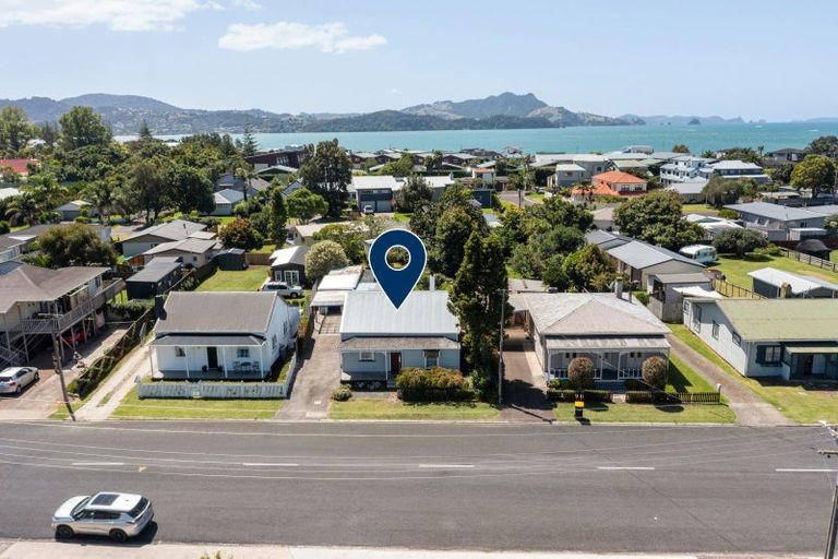 Photo of property in 13 Hannan Road, Whitianga, 3510