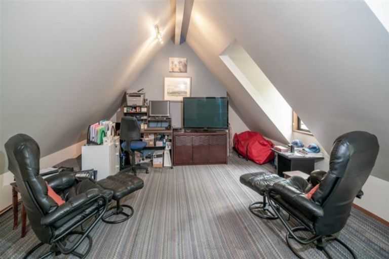 Photo of property in 12 Tripp Place, Ilam, Christchurch, 8041