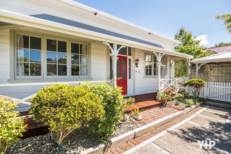 Photo of property in 19 Woodland Road, Johnsonville, Wellington, 6037