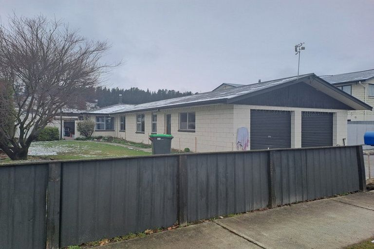 Photo of property in 67 Dunstan Road, Alexandra, 9320