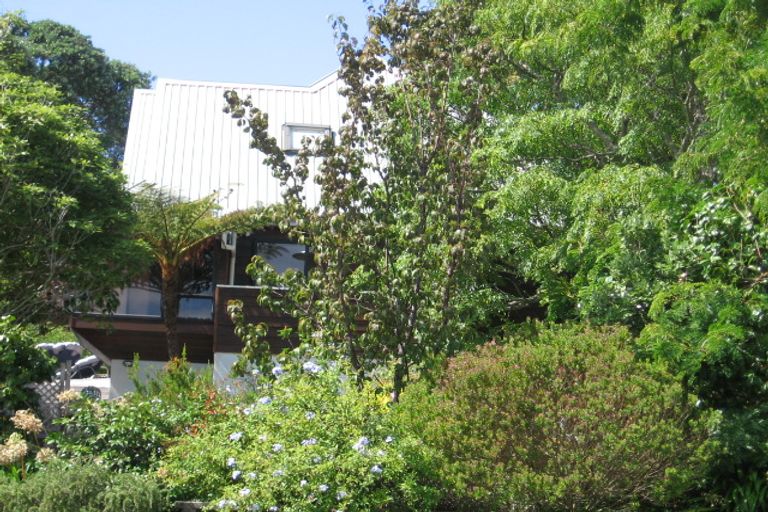 Photo of property in 1/29 Garadice Road, Rothesay Bay, Auckland, 0630