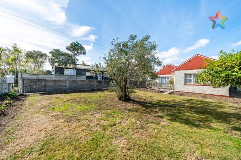 Photo of property in 17 Charleston Avenue, Boulcott, Lower Hutt, 5011