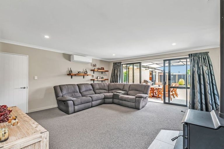 Photo of property in 13 Cressy Place, Darfield, 7510