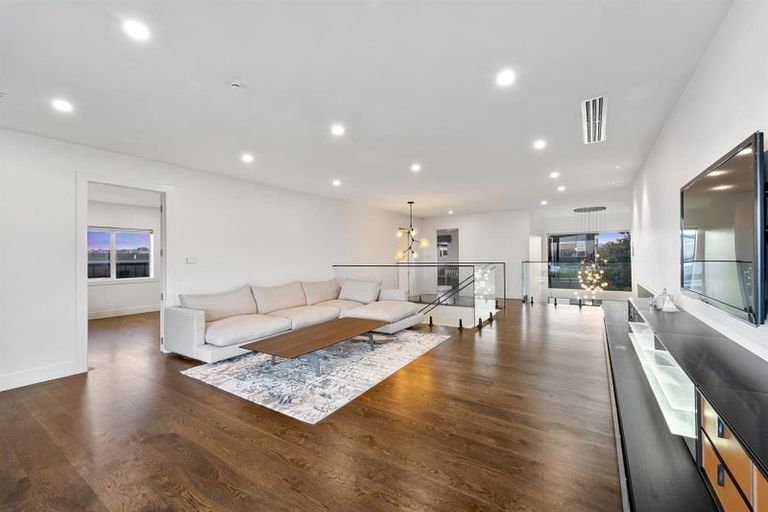 Photo of property in 27 Bearing Parade, Long Bay, Auckland, 0630