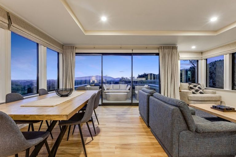 Photo of property in 39b Kakariki Grove, Waikanae, 5036