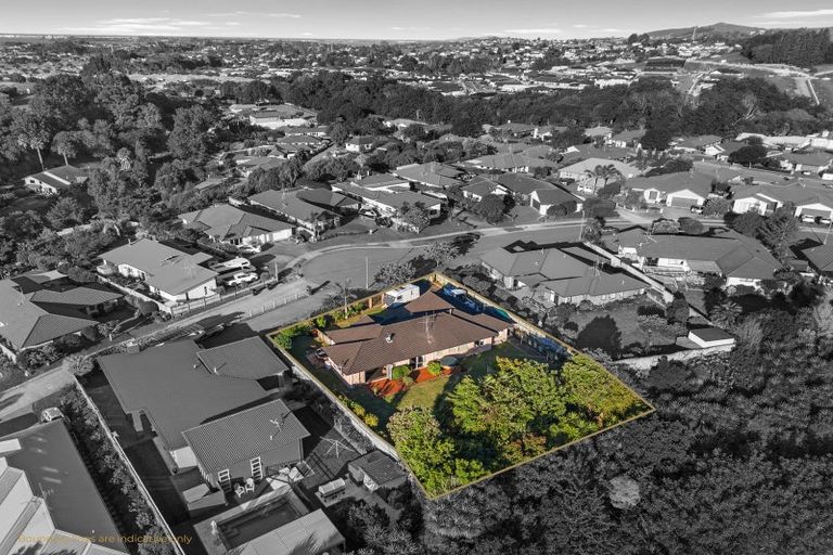 Photo of property in 33 Woodleigh Place, Ohauiti, Tauranga, 3112
