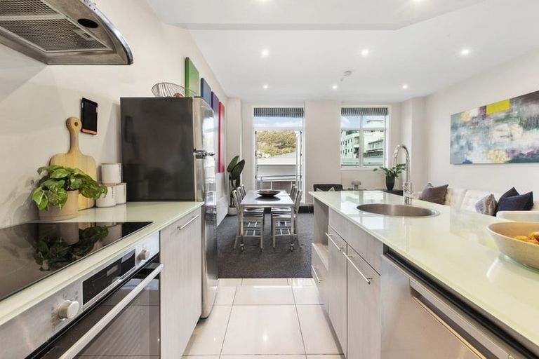 Photo of property in Hb Apartments, 6/3 Holland Street, Te Aro, Wellington, 6011