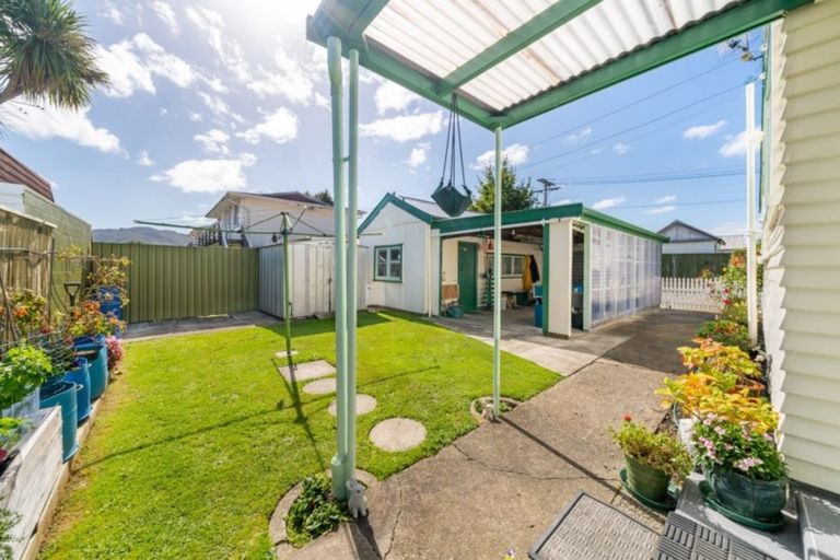 Photo of property in 48 Miro Street, Trentham, Upper Hutt, 5018