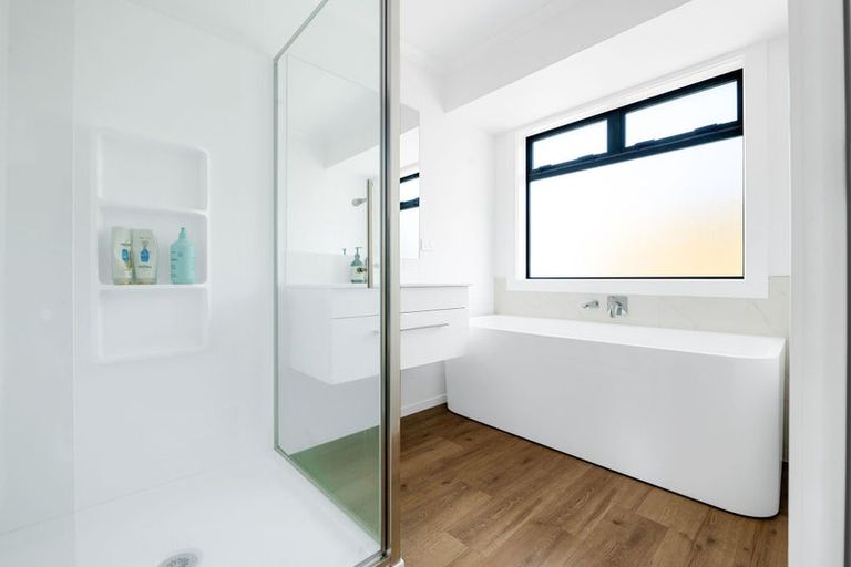 Photo of property in 411 Tuhikaramea Road, Temple View, Hamilton, 3290