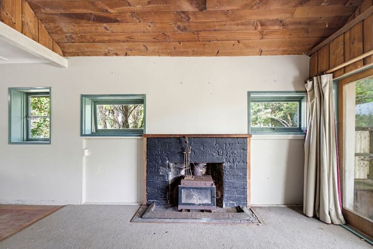 Photo of property in 285 Muriwai Road, Waimauku, 0881