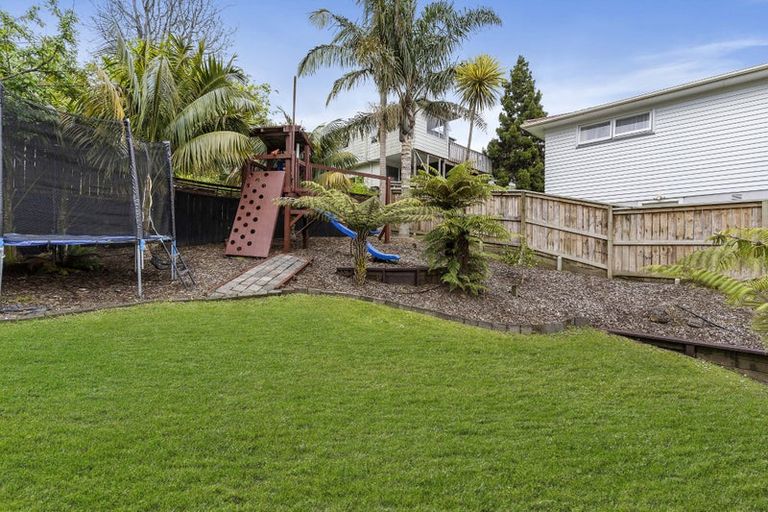 Photo of property in 59 Vandeleur Avenue, Birkdale, Auckland, 0626