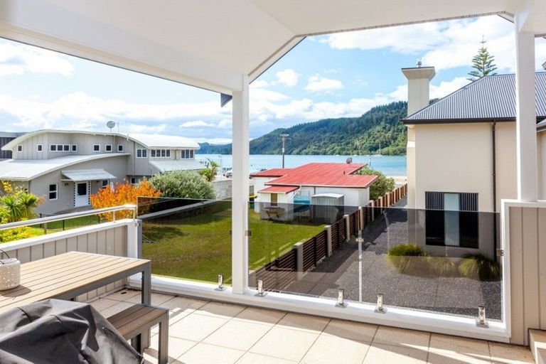 Photo of property in 513c Beach Road, Whangamata, 3620