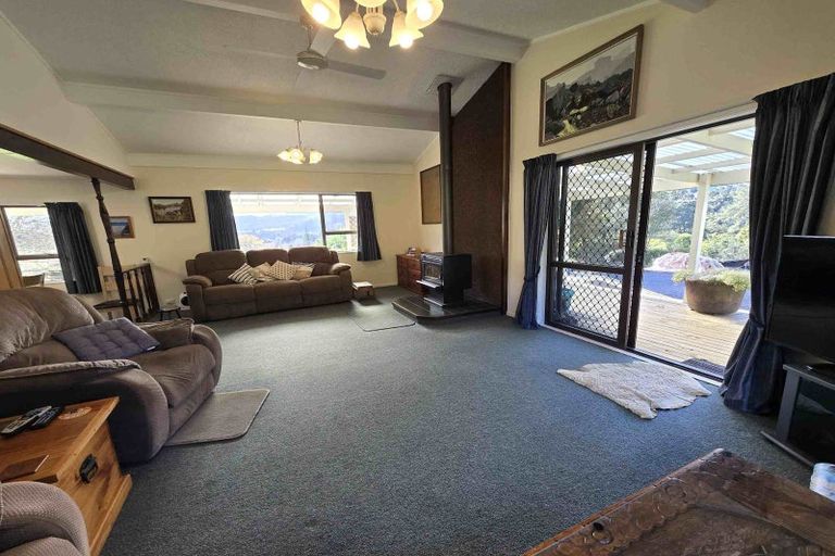 Photo of property in 7 John Cotter Road, Paeroa, 3674