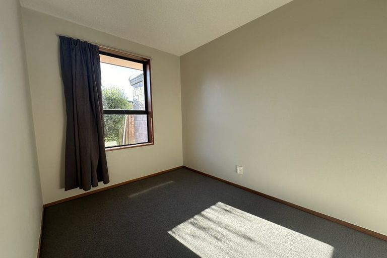 Photo of property in 2/7 Tivoli Place, Bishopdale, Christchurch, 8053