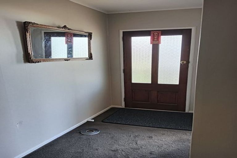 Photo of property in 7 Hibiscus Grove, Maungaraki, Lower Hutt, 5010