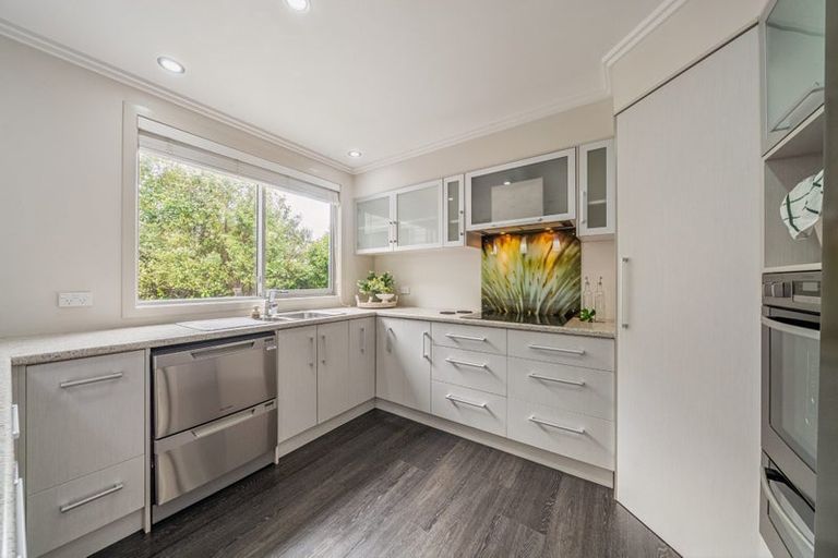 Photo of property in 65 Plateau Road, Te Marua, Upper Hutt, 5018